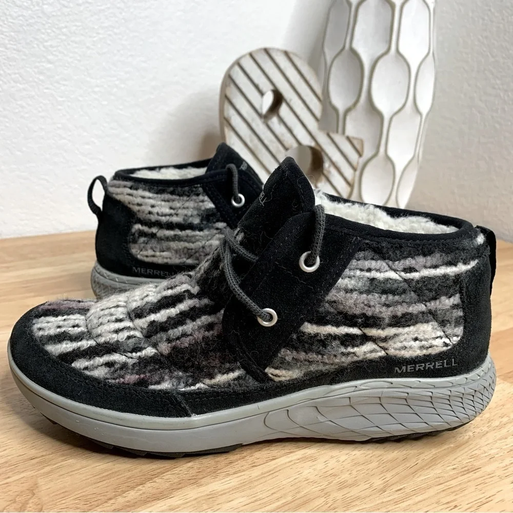 NWOT Merrell Women's Pechora Mid Winter Boot Black Gray Size 7